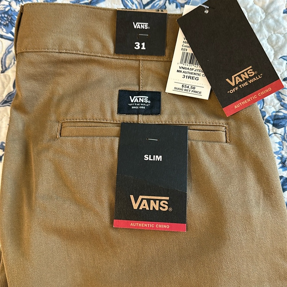 Men’s Vans Slim Authentic Chino- Brand New!! Size 31 Reg.